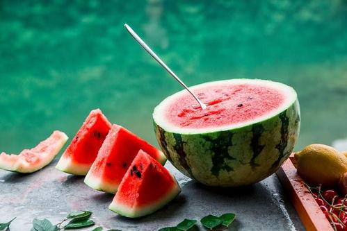 秋然吃瓜,揭秘娱乐圈的甜蜜与苦涩